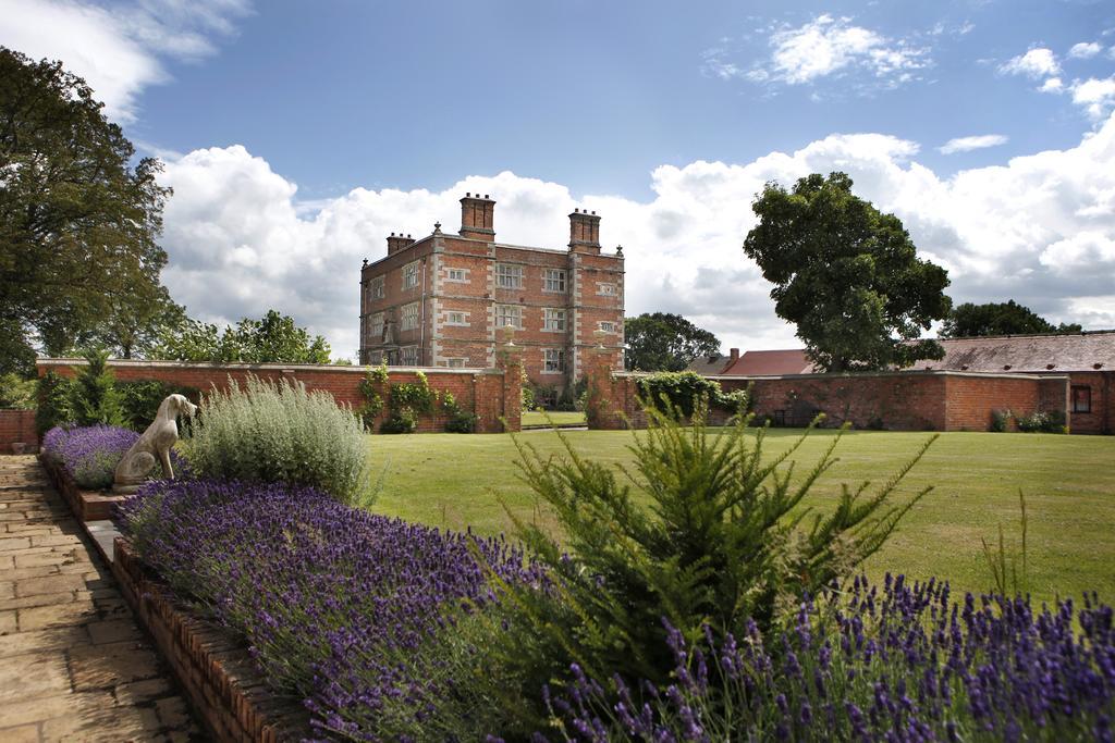 Soulton Hall Wem Exterior foto
